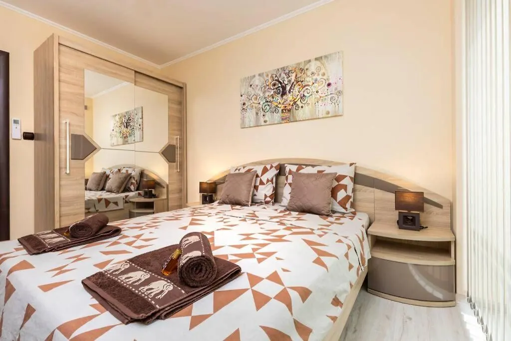 Cozy New Apartment 'Casa Vacanza ' ✵ Top Center ✵ Plovdiv 0*,  Bulgaria
