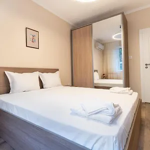 Apartment Heart Of The 2-bedroom, Plovdiv
